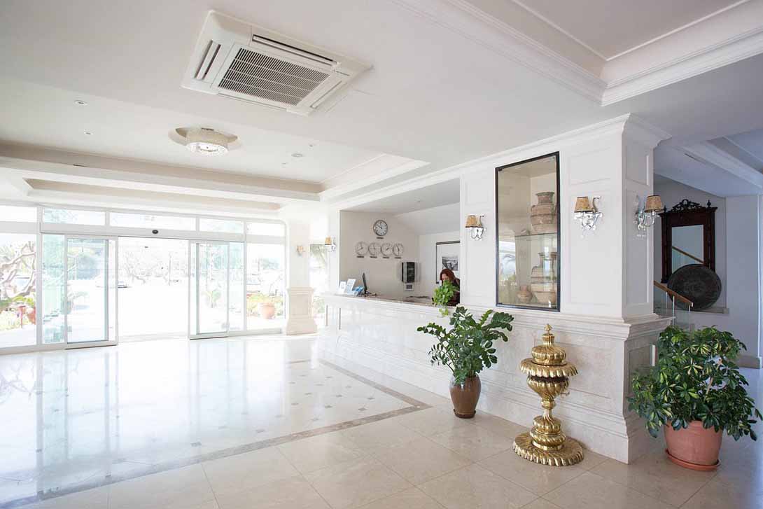 cheap resort hotels to Spend holiday with family