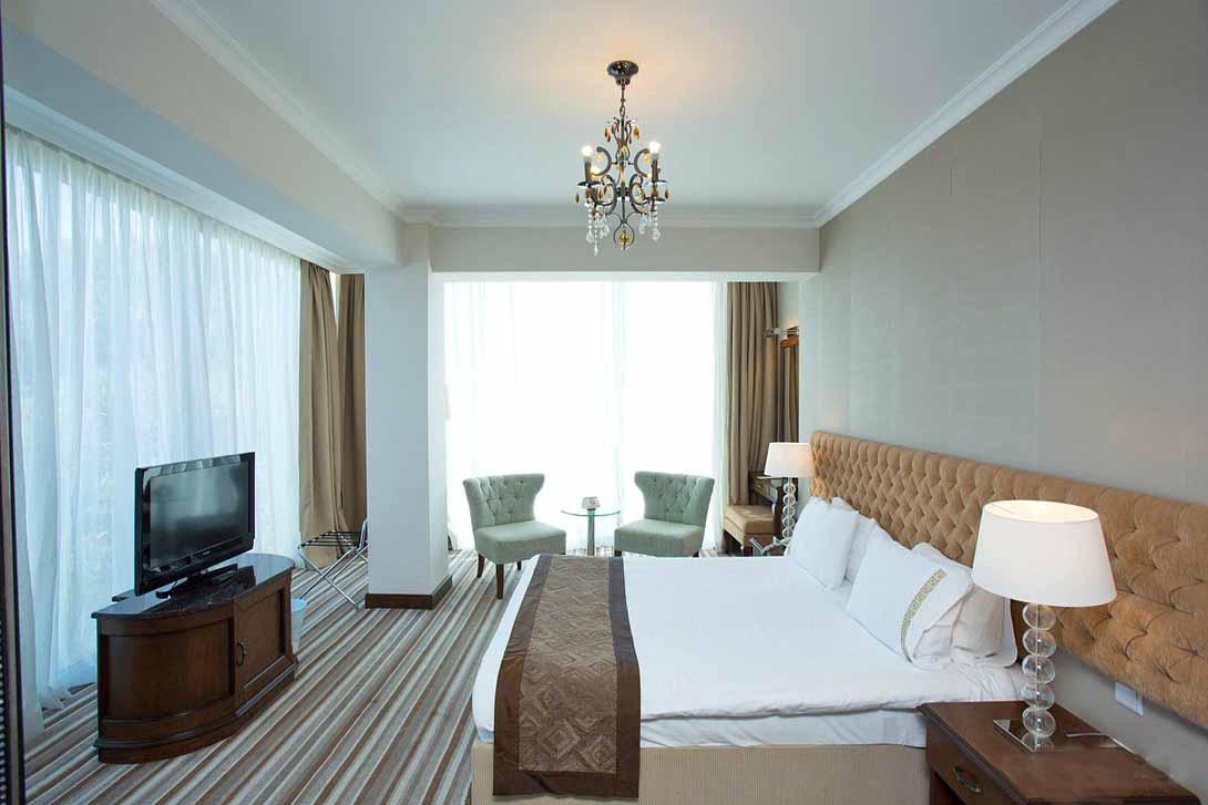 cheap resort hotels to Spend holiday with family