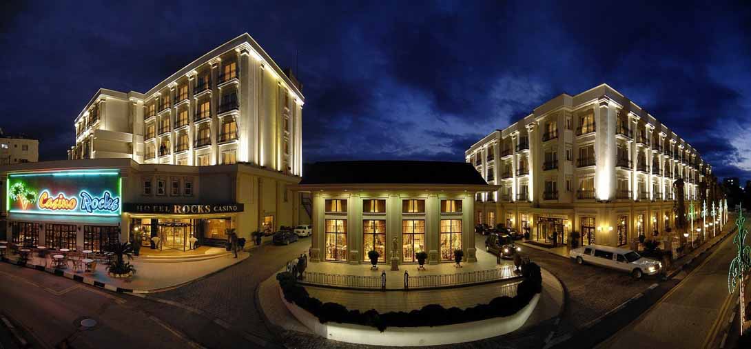 cheap resort hotels to Spend holiday with family