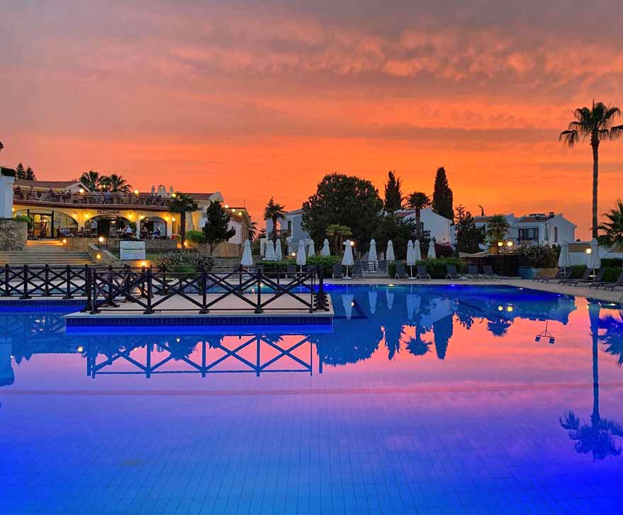 cheap resort hotels to Spend holiday with family