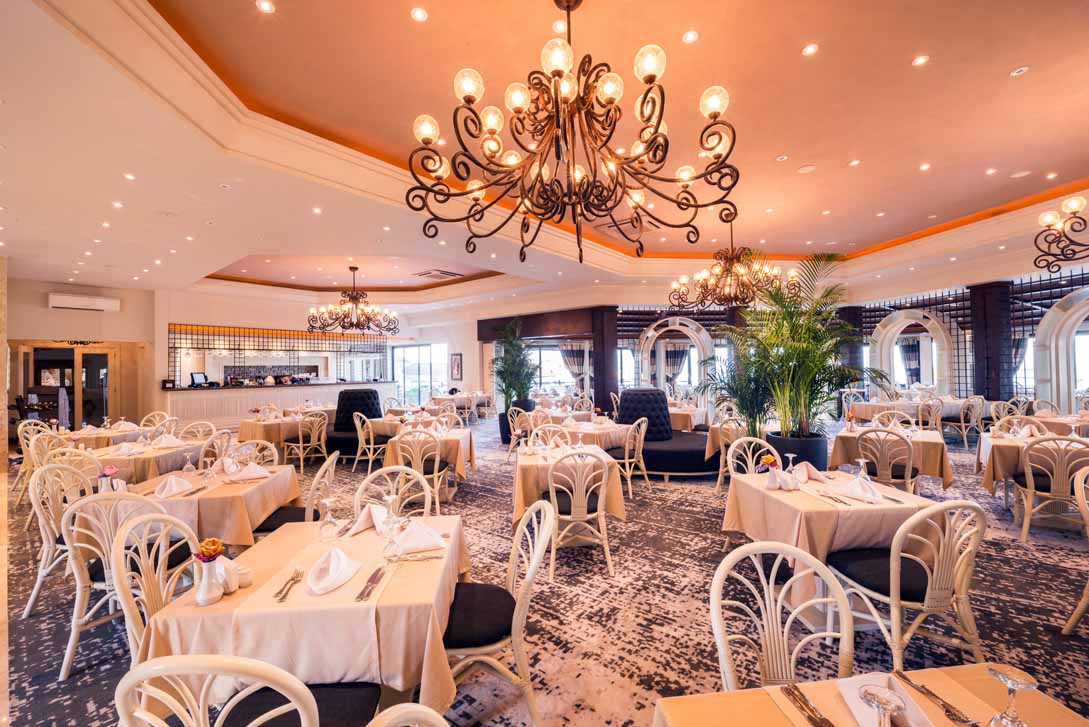 cheap resort hotels to Spend holiday with family