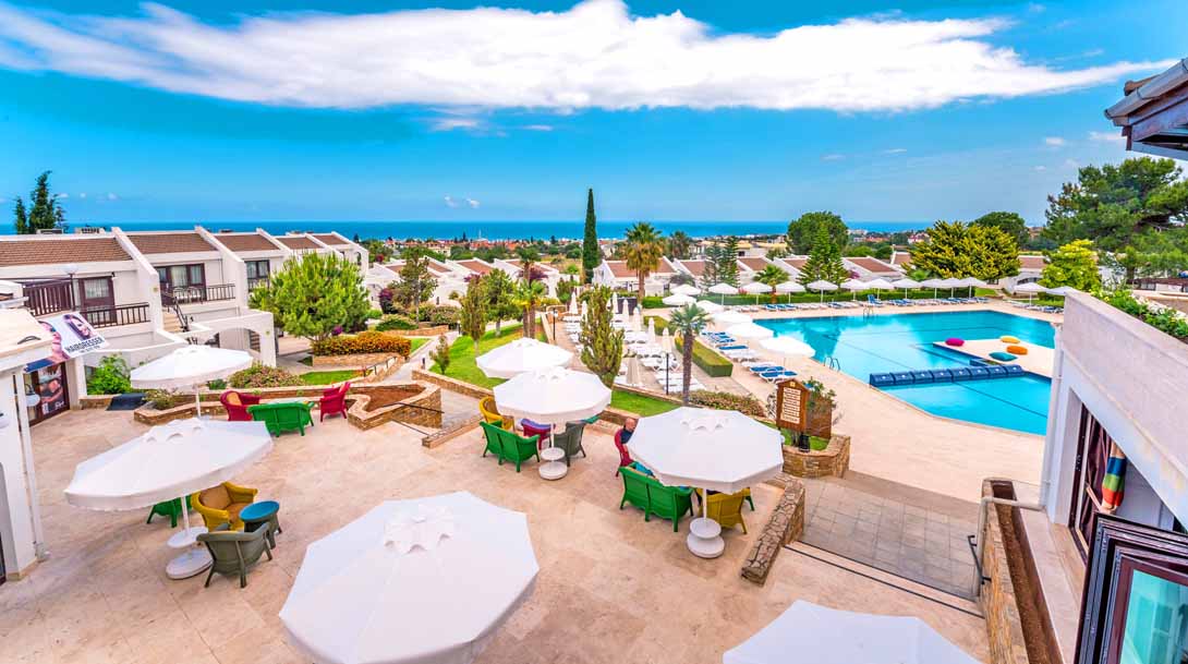 cheap resort hotels to Spend holiday with family