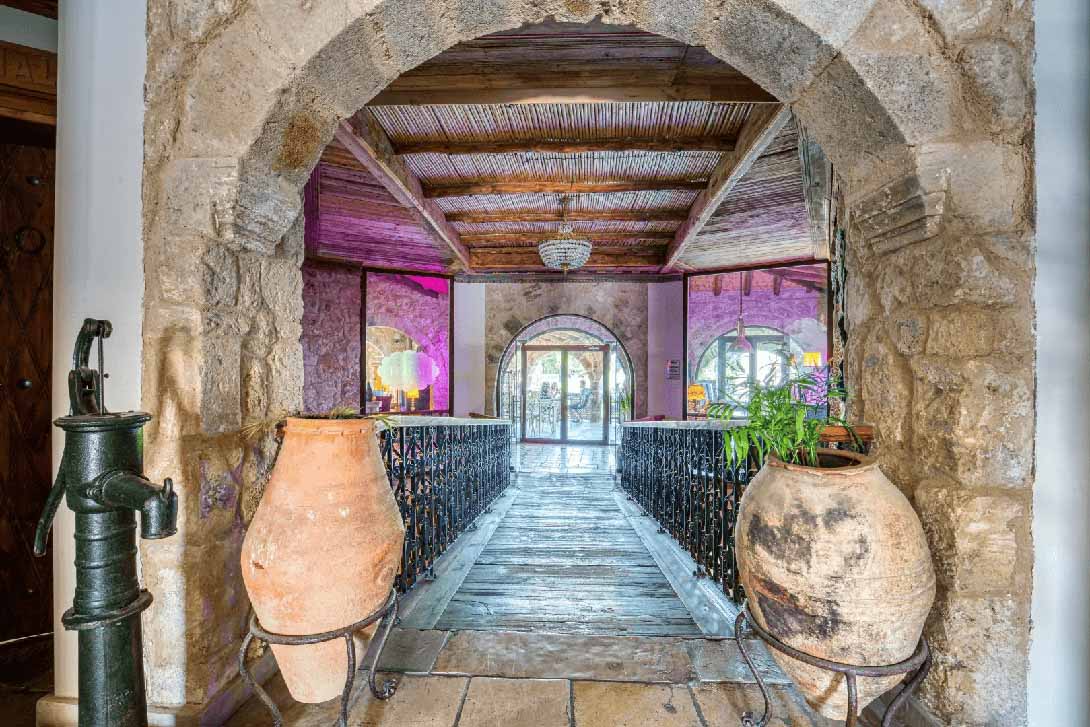 cheap resort hotels to Spend holiday with family