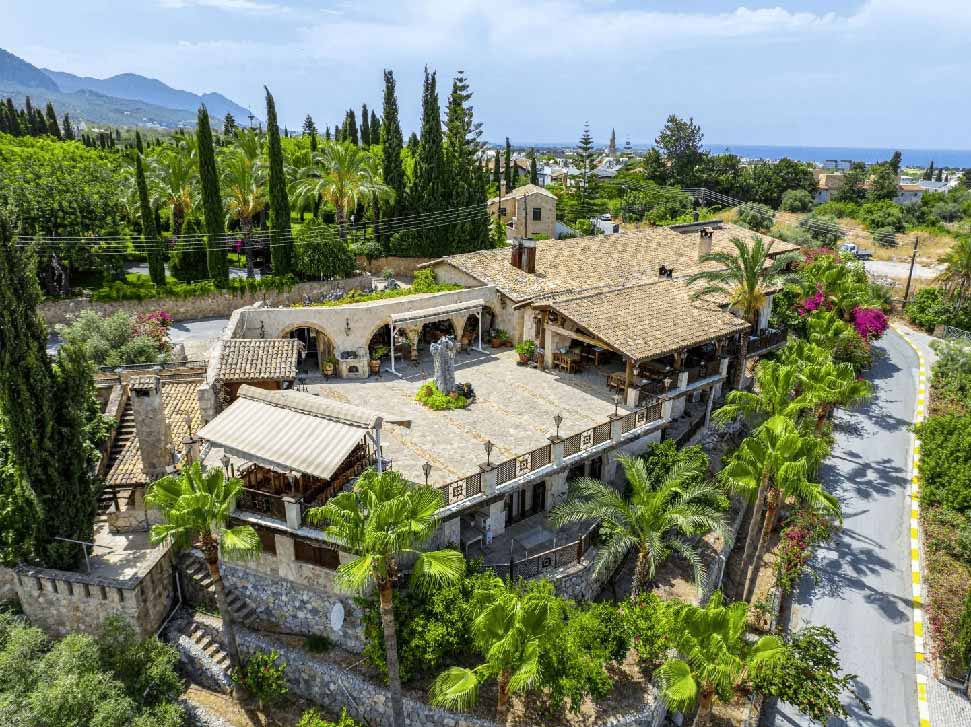 cheap resort hotels to Spend holiday with family