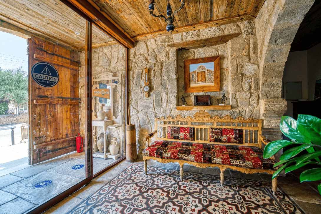 cheap resort hotels to Spend holiday with family