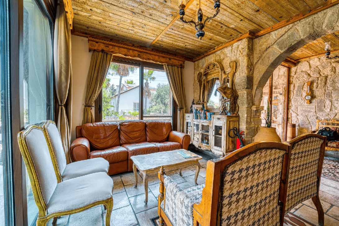 cheap resort hotels to Spend holiday with family