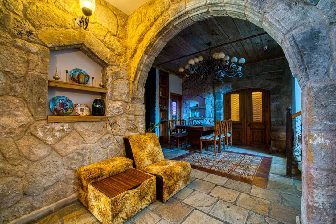 cheap resort hotels to Spend holiday with family