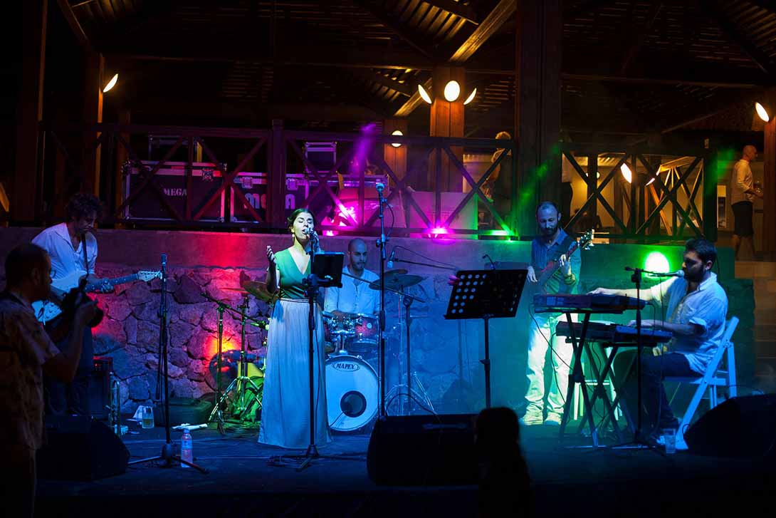 cheap resort hotels to Spend holiday with family