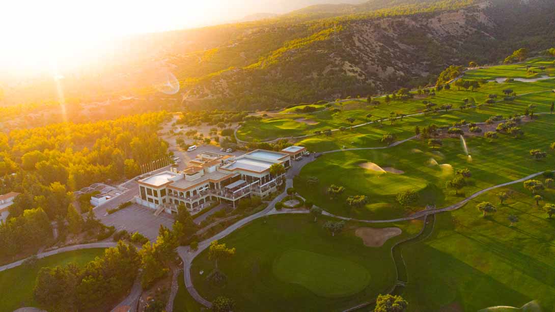 cheap resort hotels to Spend holiday with family