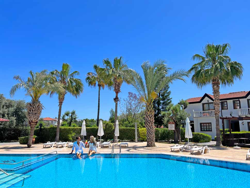 cheap resort hotels to Spend holiday with family