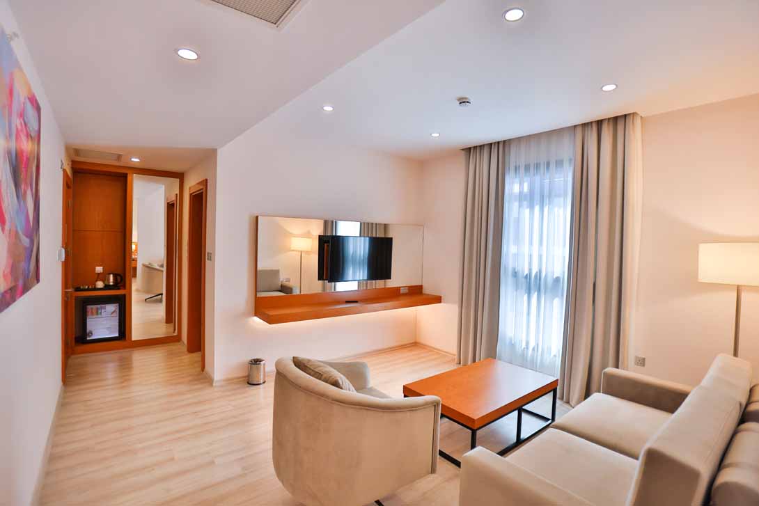 cheap resort hotels to Spend holiday with family