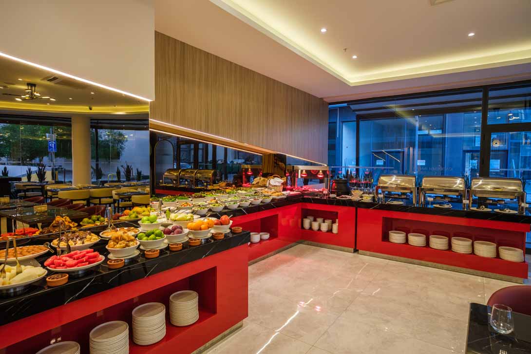 cheap resort hotels to Spend holiday with family