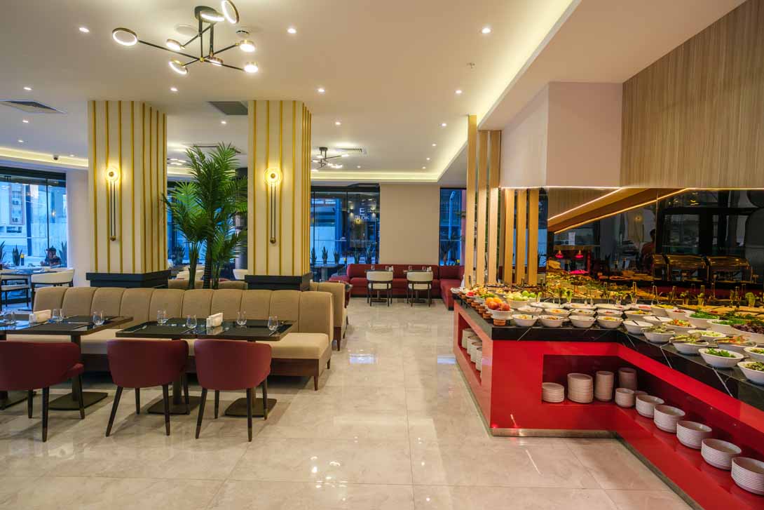 cheap resort hotels to Spend holiday with family