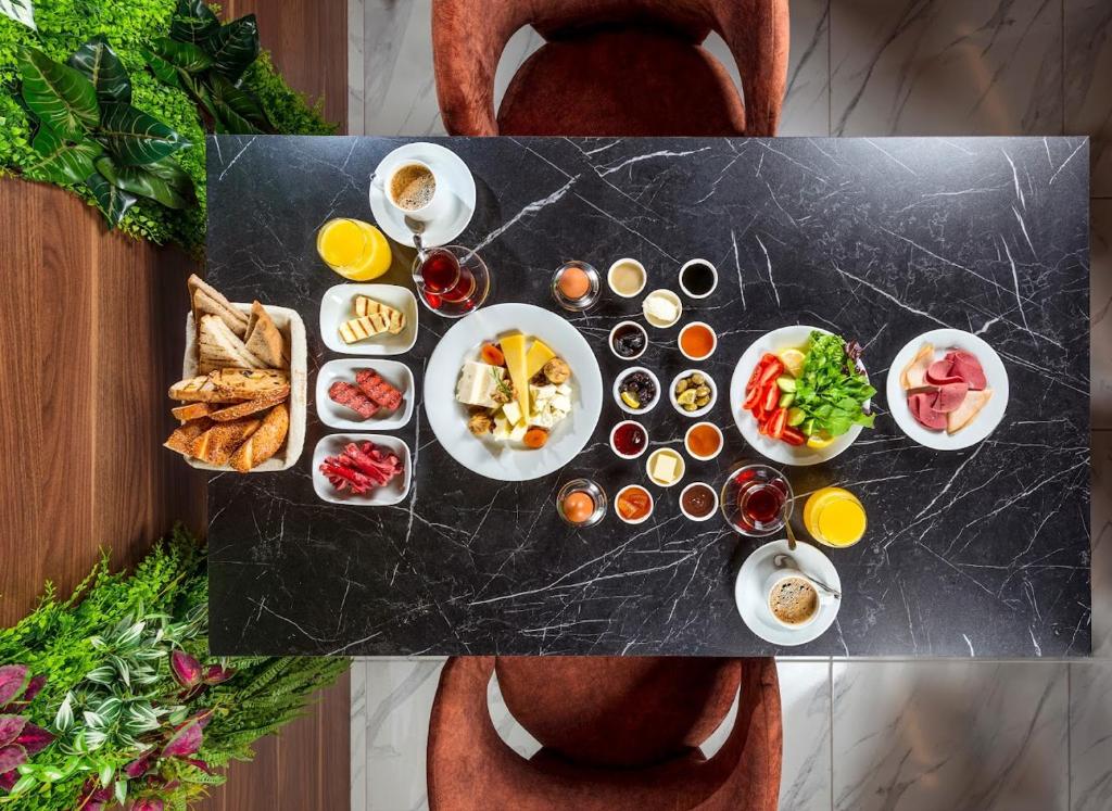 cheap resort hotels to Spend holiday with family