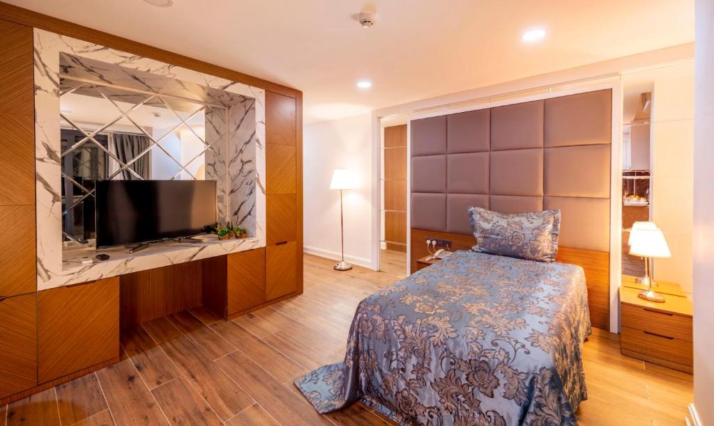 cheap resort hotels to Spend holiday with family