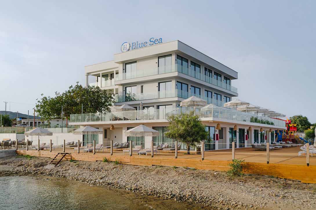 cheap resort hotels to Spend holiday with family