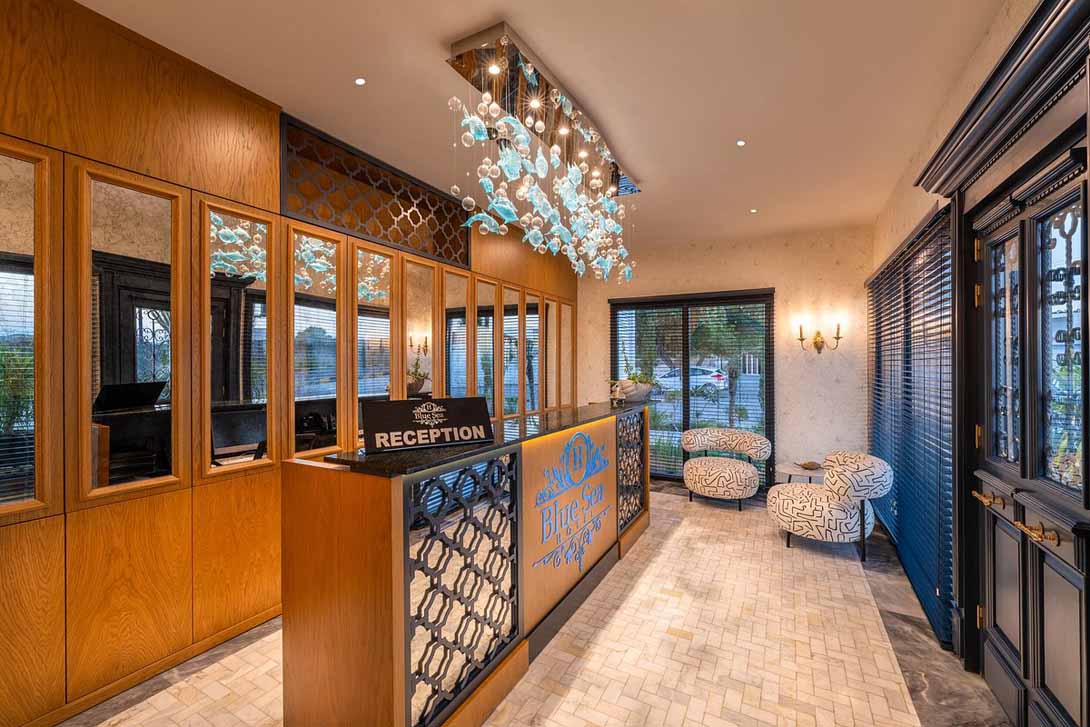 cheap resort hotels to Spend holiday with family