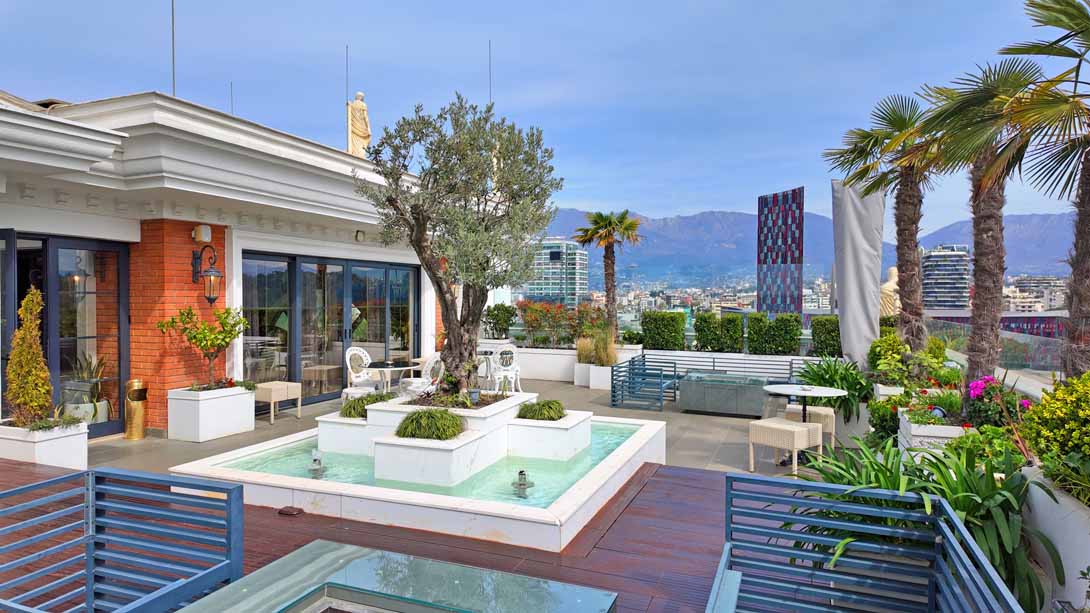 cheap resort hotels to Spend holiday with family