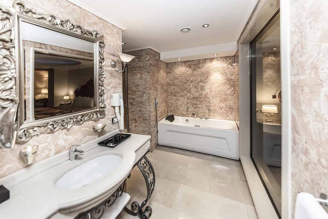 cheap resort hotels to Spend holiday with family