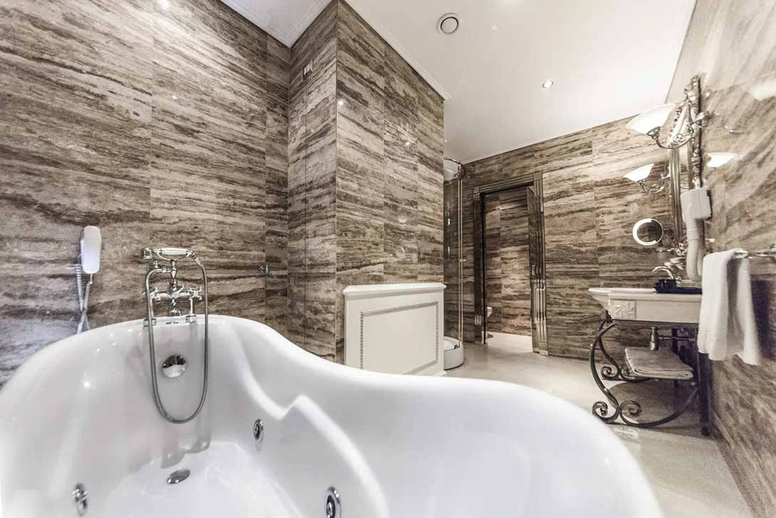 cheap resort hotels to Spend holiday with family