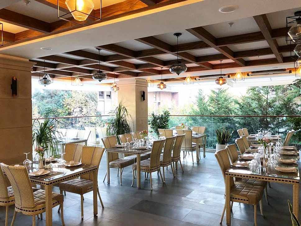 cheap resort hotels to Spend holiday with family