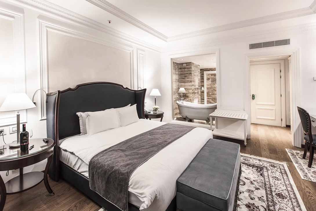 cheap resort hotels to Spend holiday with family