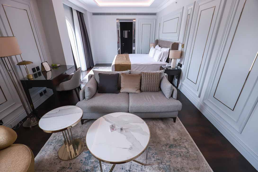 cheap resort hotels to Spend holiday with family