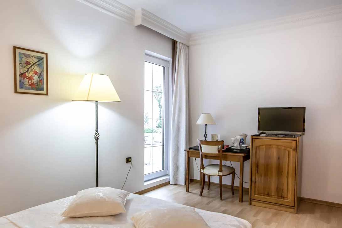 cheap resort hotels to Spend holiday with family