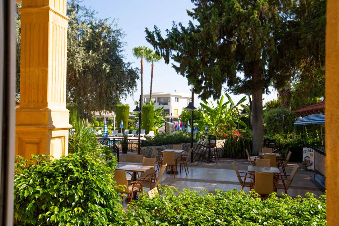 cheap resort hotels to Spend holiday with family