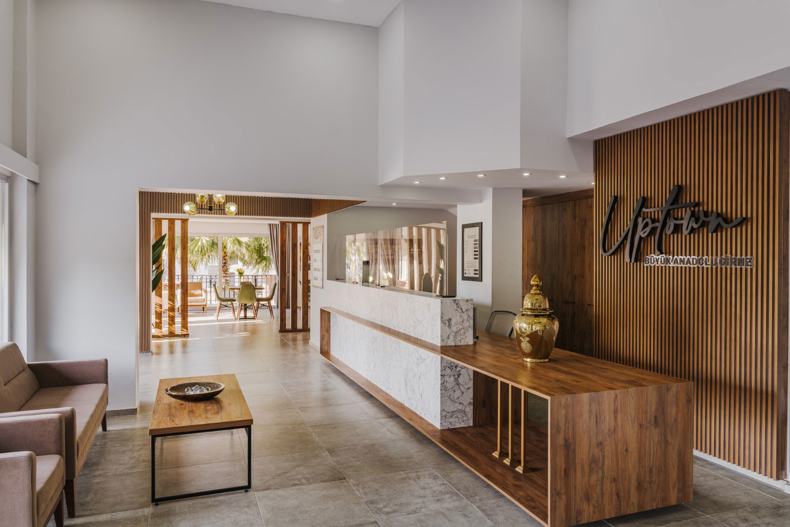 cheap resort hotels to Spend holiday with family