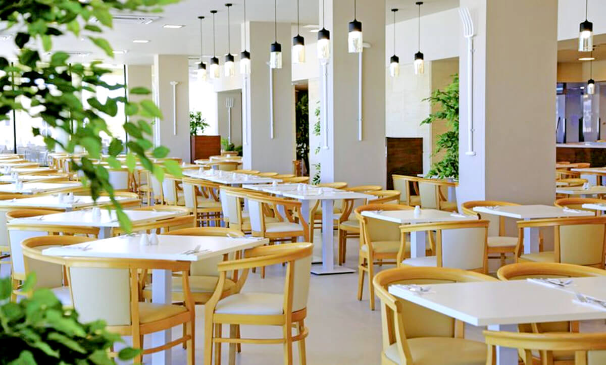 cheap resort hotels to Spend holiday with family