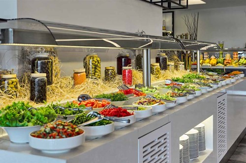 cheap resort hotels to Spend holiday with family