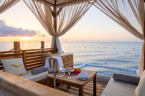 cheap resort hotels to Spend holiday with family