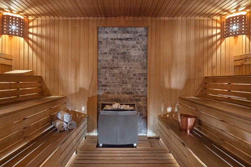 cheap resort hotels to Spend holiday with family