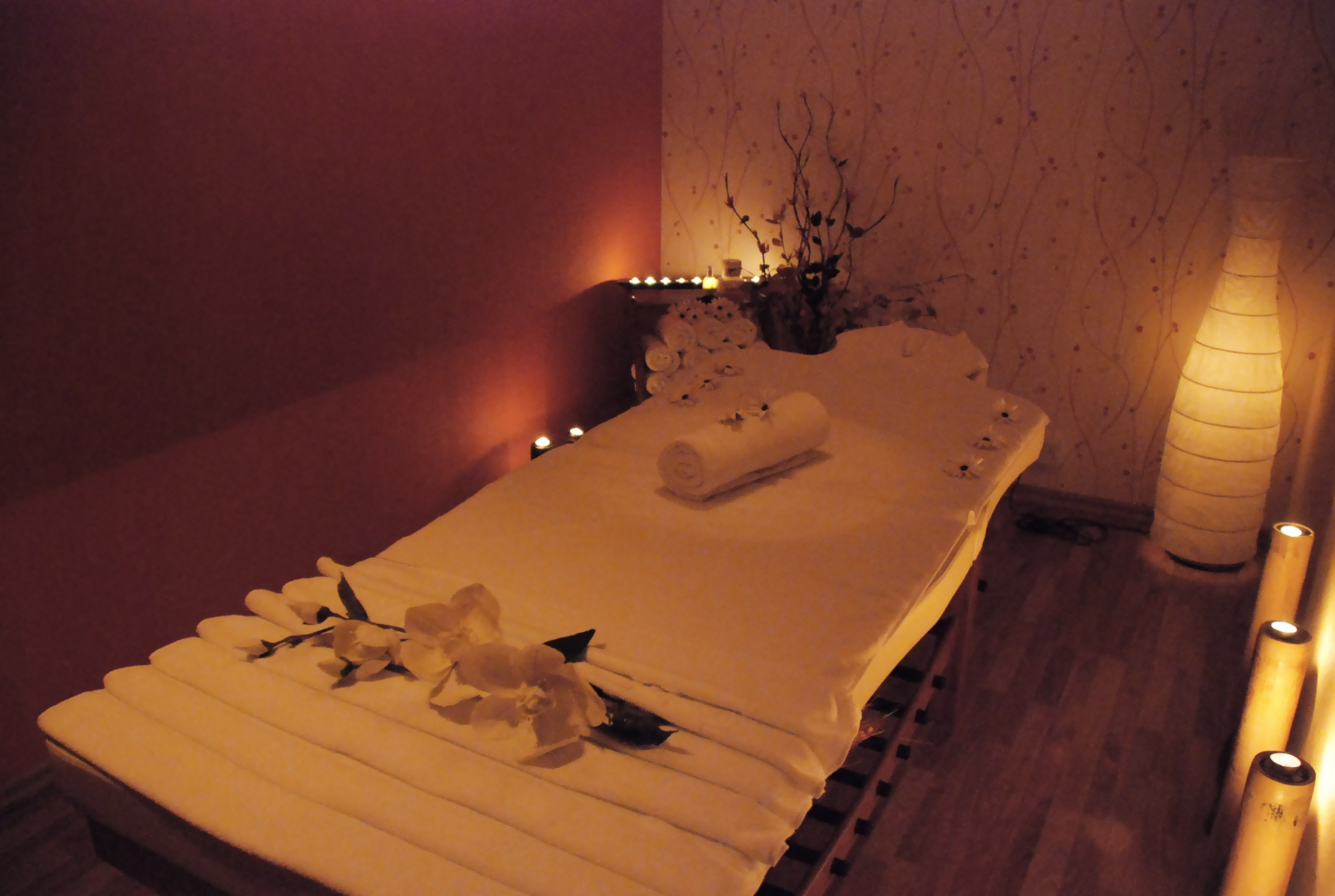 cheap resort hotels to Spend holiday with family