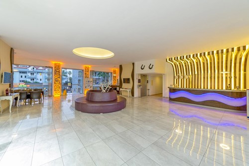 cheap resort hotels to Spend holiday with family