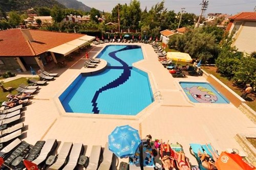 cheap resort hotels to Spend holiday with family