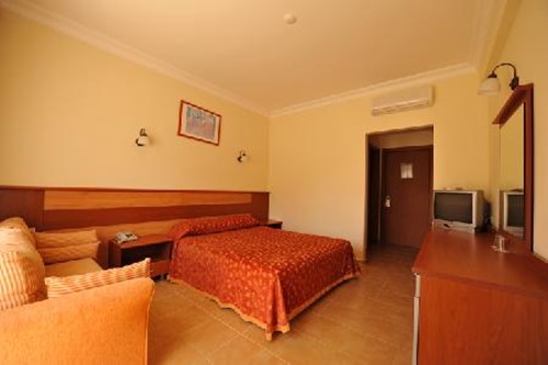 cheap resort hotels to Spend holiday with family