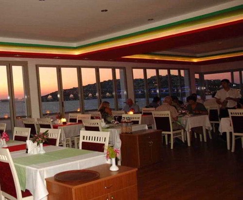 cheap resort hotels to Spend holiday with family