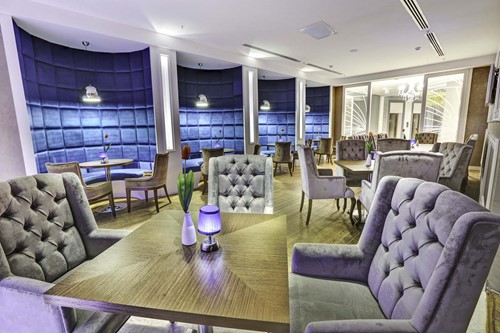 cheap resort hotels to Spend holiday with family