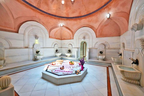 cheap resort hotels to Spend holiday with family