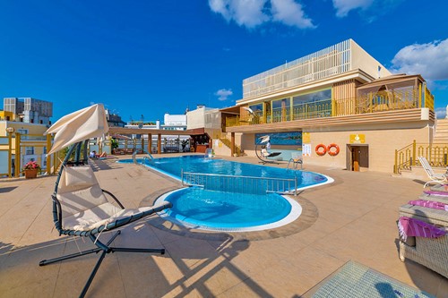 cheap resort hotels to Spend holiday with family