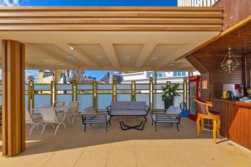 cheap resort hotels to Spend holiday with family