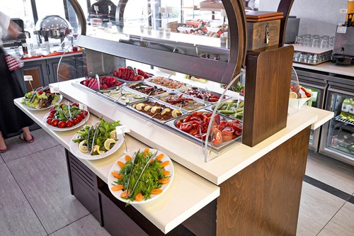 cheap resort hotels to Spend holiday with family