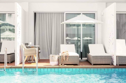 cheap resort hotels to Spend holiday with family