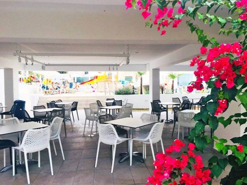 cheap resort hotels to Spend holiday with family