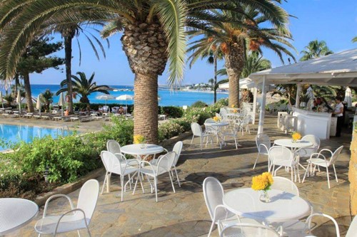 cheap resort hotels to Spend holiday with family