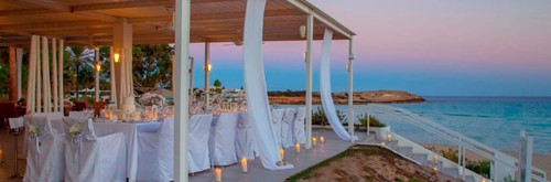 cheap resort hotels to Spend holiday with family