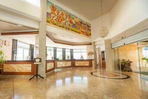 cheap resort hotels to Spend holiday with family