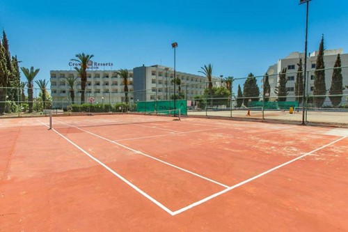 cheap resort hotels to Spend holiday with family